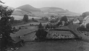 Blick auf den Friedhof etwa von 1960